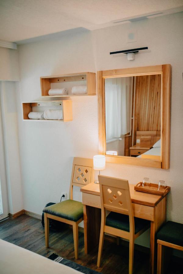 Restoran Sa Prenocistem Gornjak Krepoljin Esterno foto